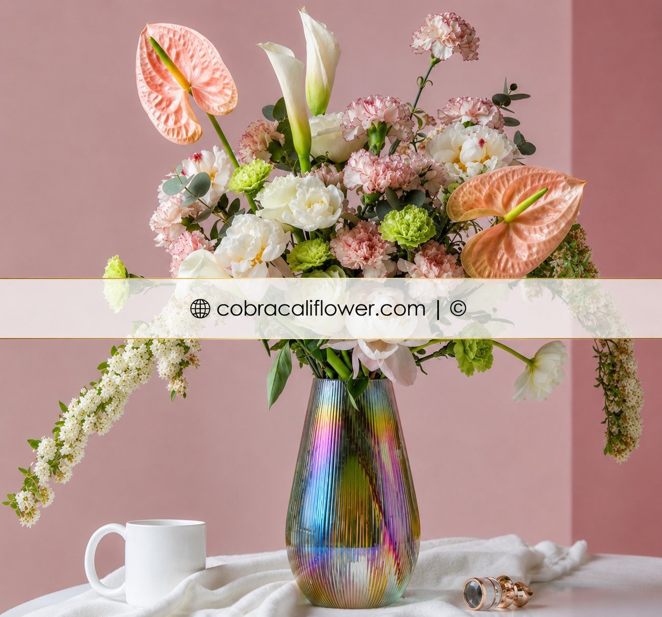 EA6C38D8-7C48-49B1-89C2-14564724827F Aura Glow Glass Vase - Image 1